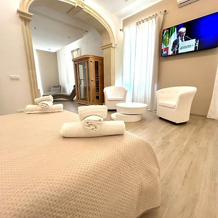 Bed E Suite Domar Бриндизи Экстерьер фото