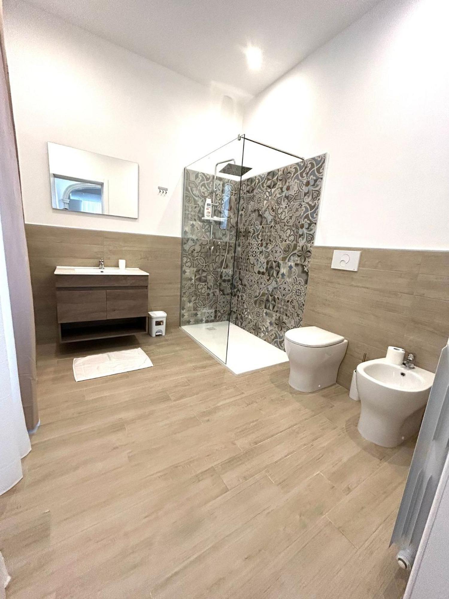 Bed E Suite Domar Бриндизи Экстерьер фото