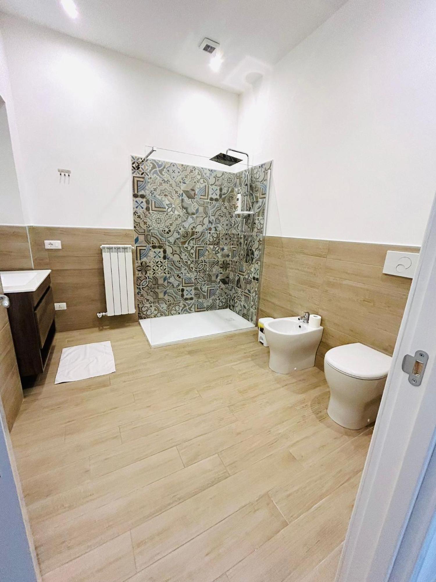 Bed E Suite Domar Бриндизи Экстерьер фото