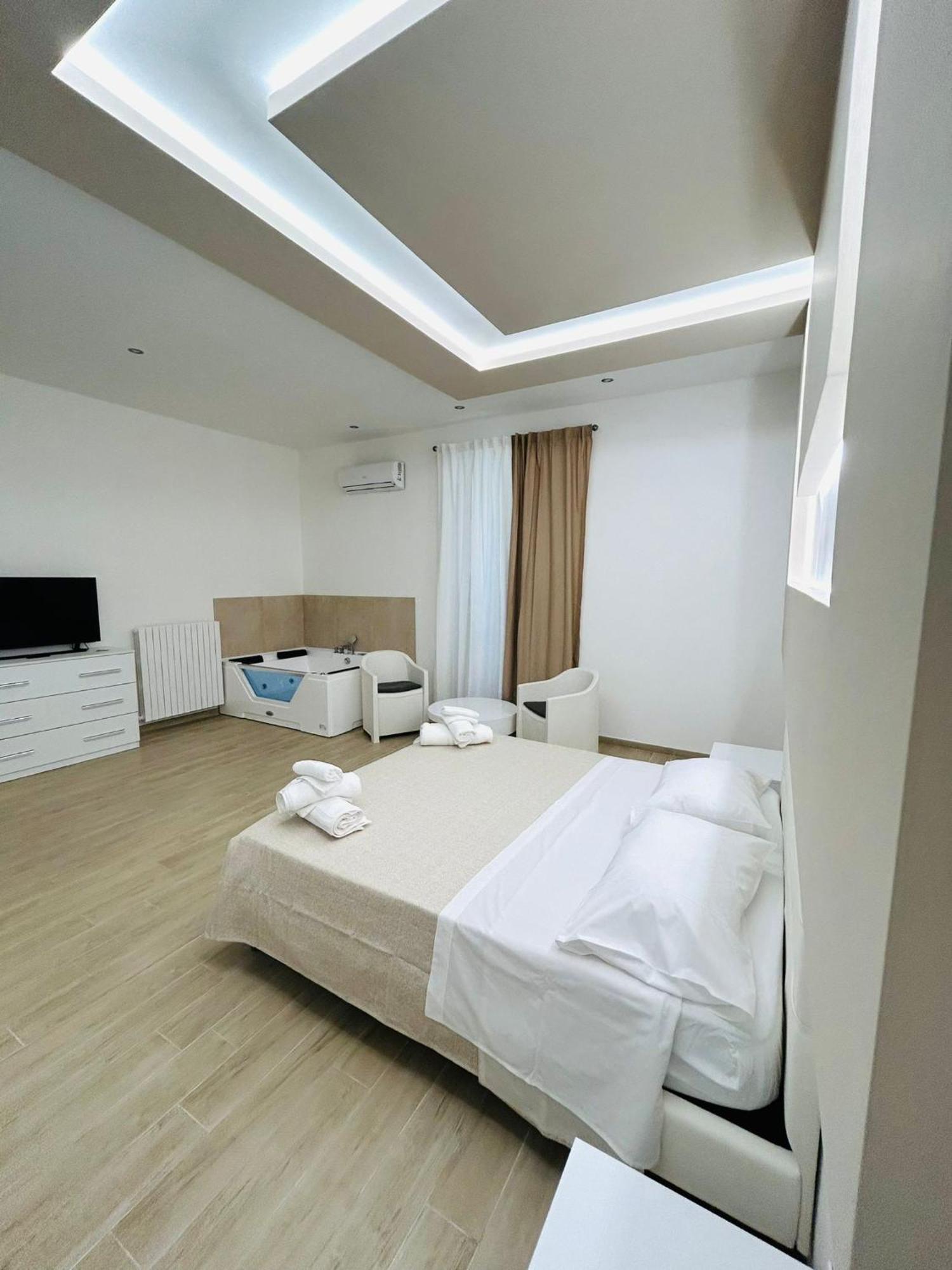 Bed E Suite Domar Бриндизи Экстерьер фото