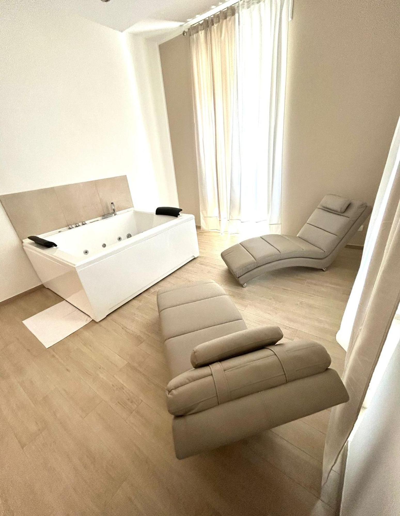 Bed E Suite Domar Бриндизи Экстерьер фото
