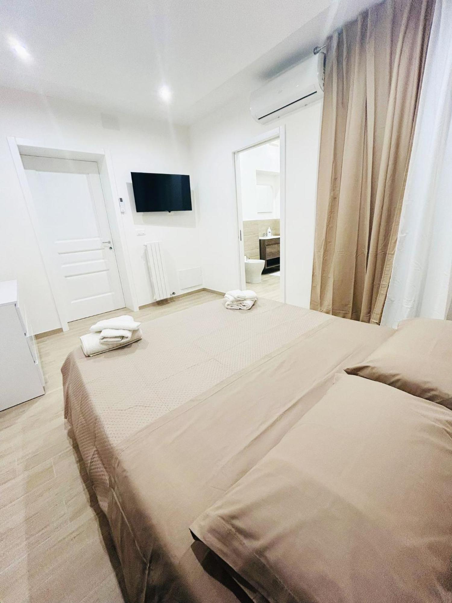 Bed E Suite Domar Бриндизи Экстерьер фото